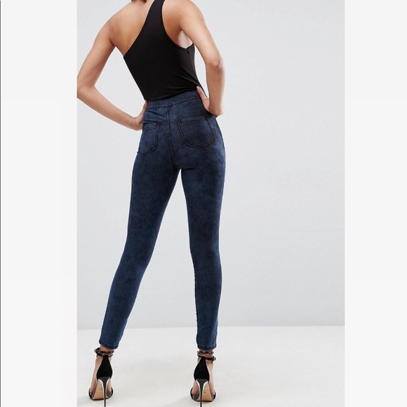 ASOS High Waisted Mottled Wash Jeans - Picture 4 of 8